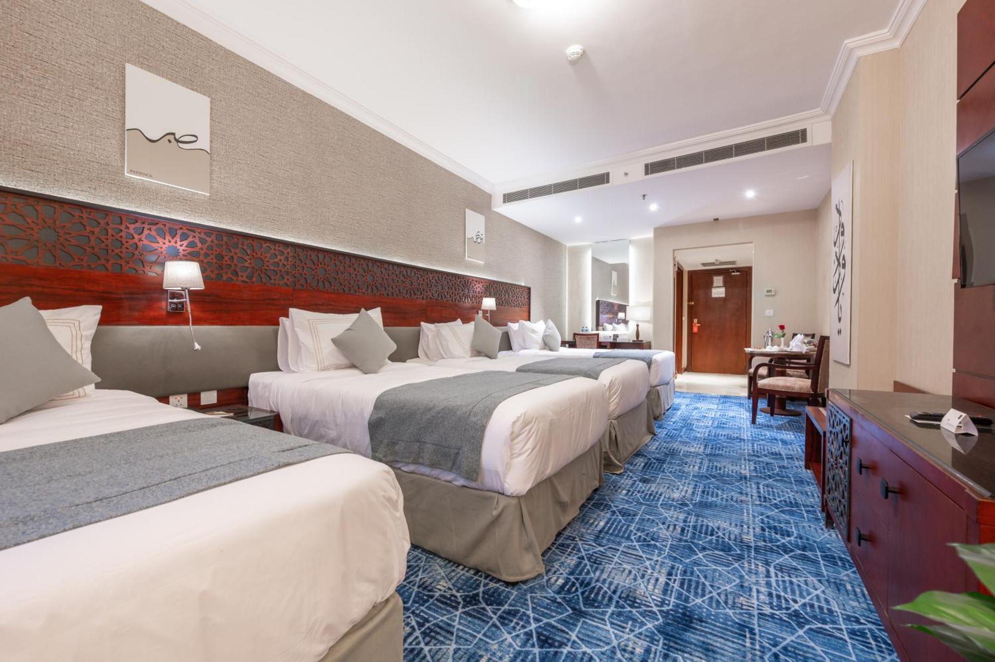 מלון אל-מדינה Shaza Regency Plaza Al Madinah מראה חיצוני תמונה Family room